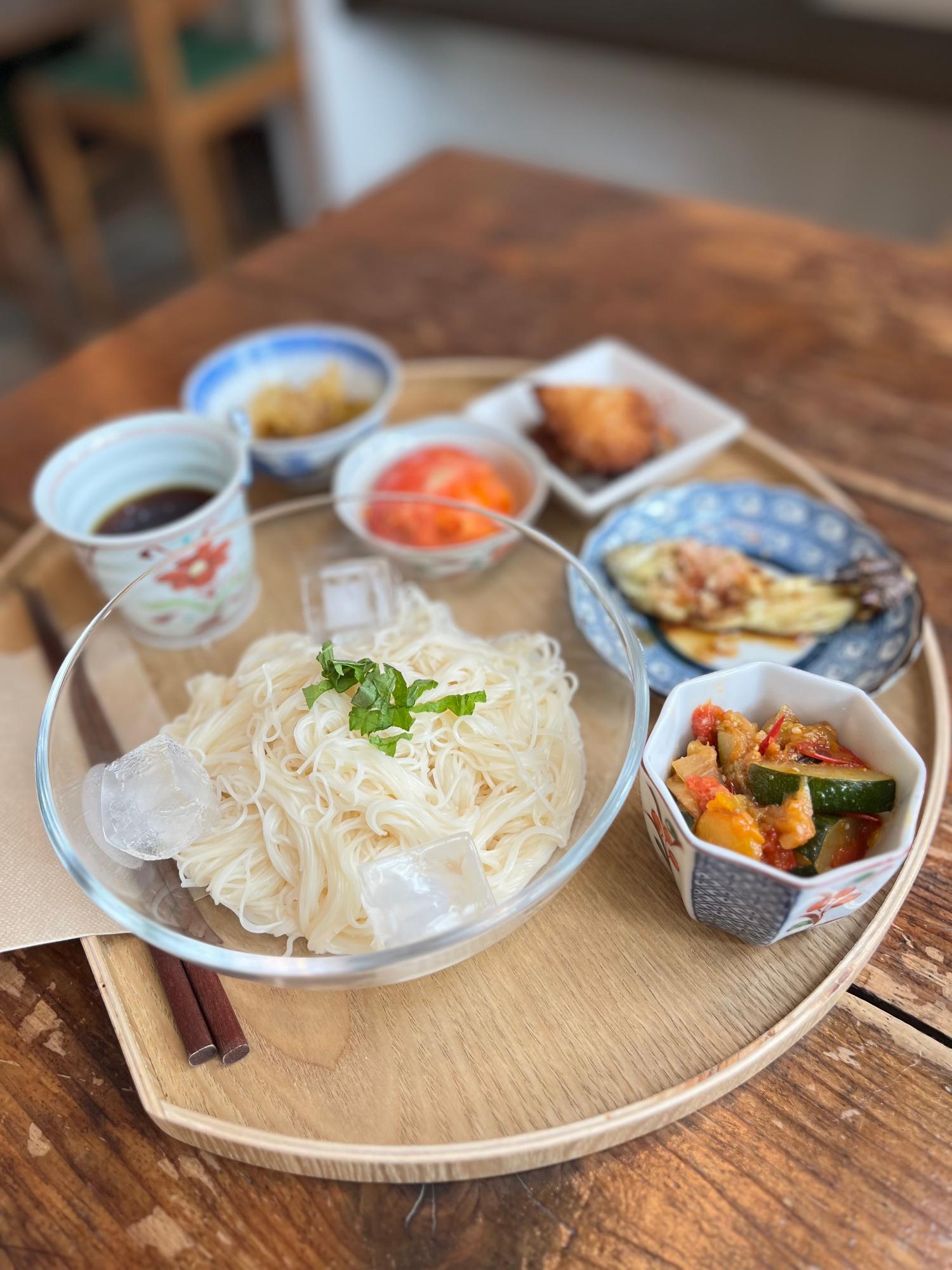 salon de 8 cafe_料理