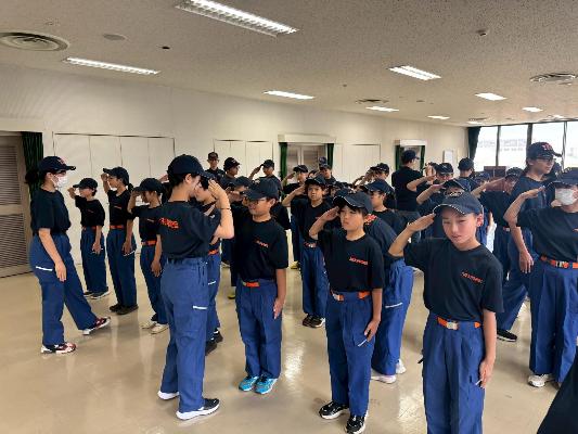 規律訓練の様子