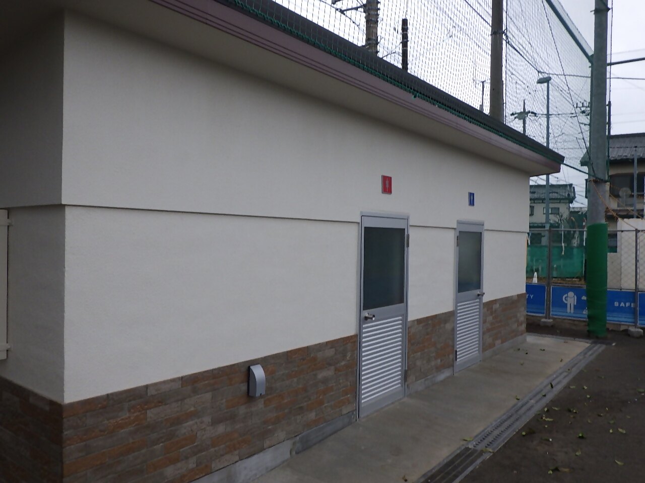 市立柳橋小学校ほか2校外トイレ改修工事