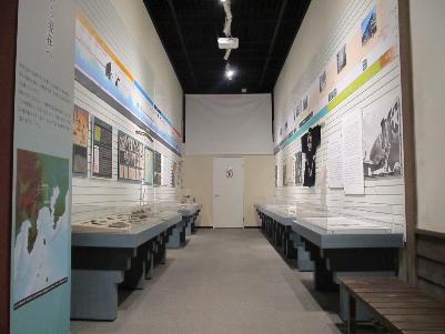 つる舞の里歴史資料館 展示室