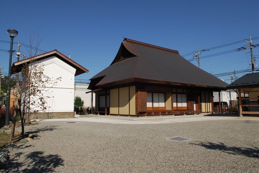 現在は下鶴間ふるさと館として復元されている旧小倉可光家住宅の写真