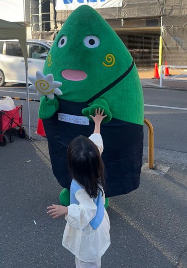 エプロンを付けたヤマトン