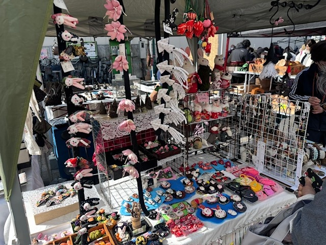 骨董市会場4