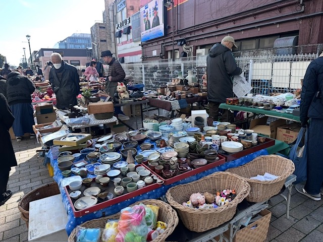骨董市会場5