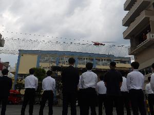 令和8年度就職説明会写真訓練見学２